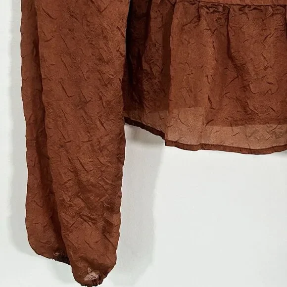 Gilli Top Size Small Peasant Smocked Back Square Neckline Crinkle Smocked Back - Picture 4 of 10